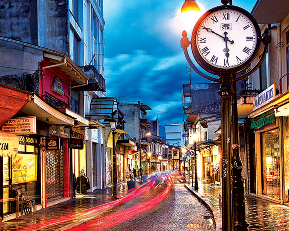 Η Φημισμένη Νυχτερινή Ζωή στα Γραφικά Ιωάννινα